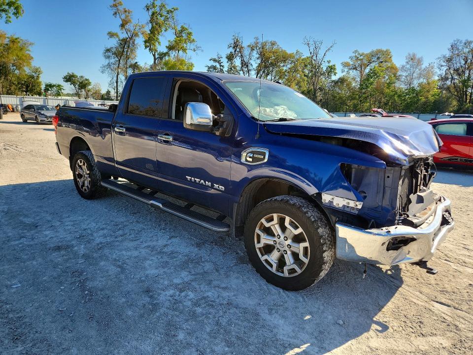 2016 Nissan Titan XD SL
