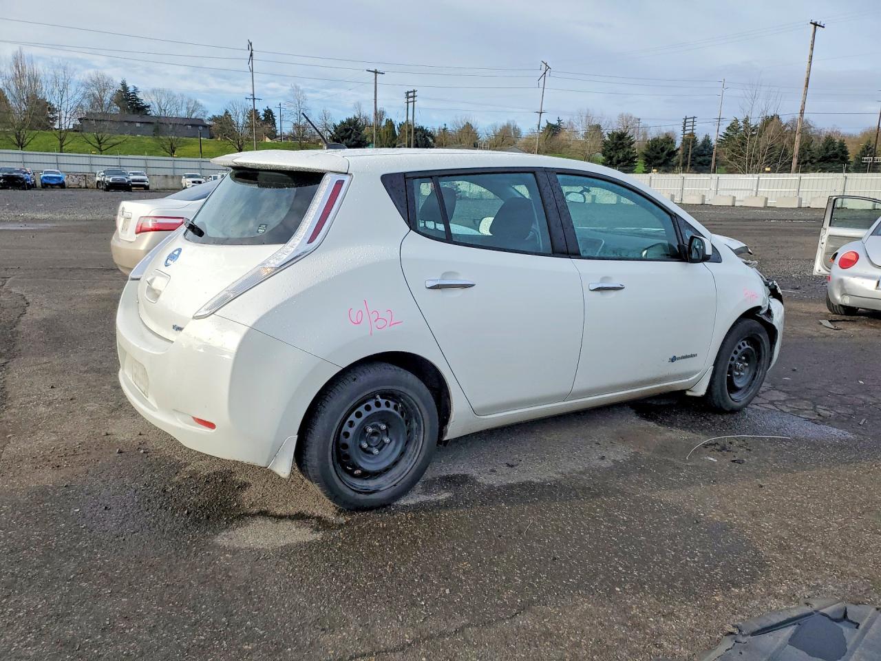 2015 Nissan Leaf s