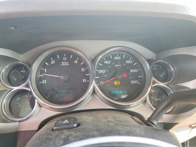 2007 Chev Rolet Silverado Flatbed Truck