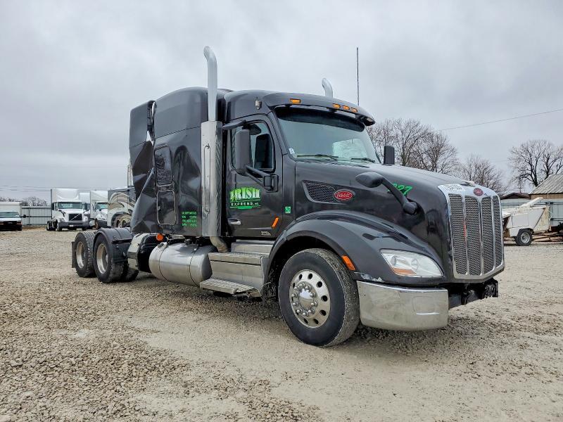 2019 Peterbilt Tractor 2019 Peterbilt 579 Semi Truck