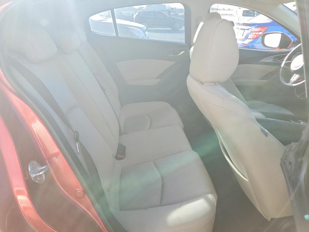 2017 Mazda 3 Sport