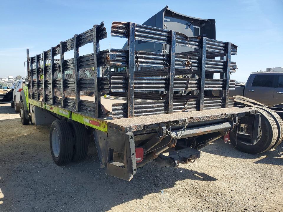 2017 Ford F450 Super Duty Flatbed Truck