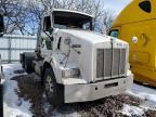 2000 Kenworth Construction T800