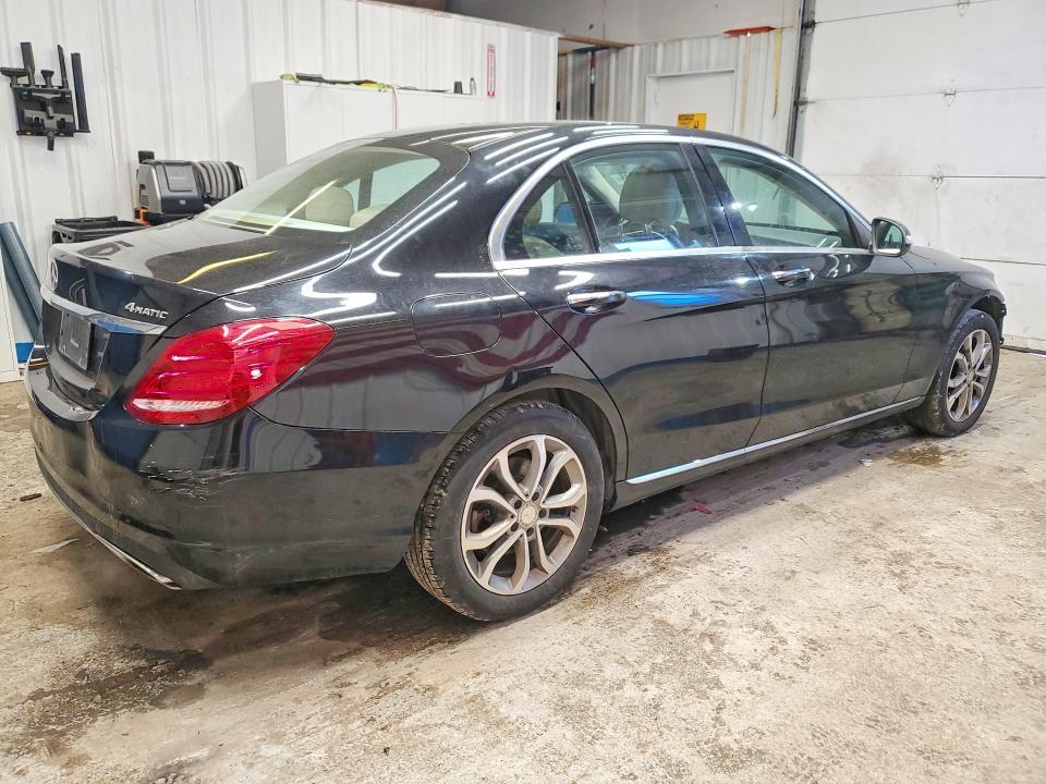 2015 Mercedes-Benz 300 c