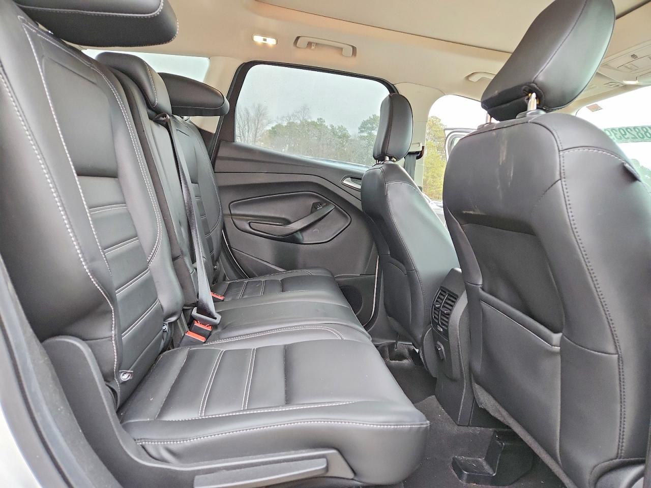 2019 Ford Escape sel