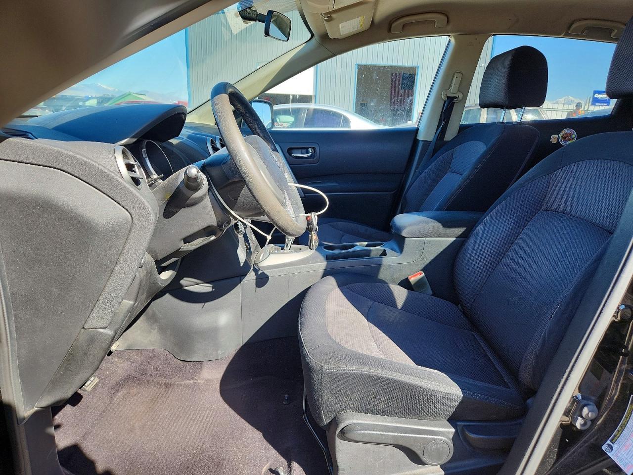 2009 Nissan Rogue s