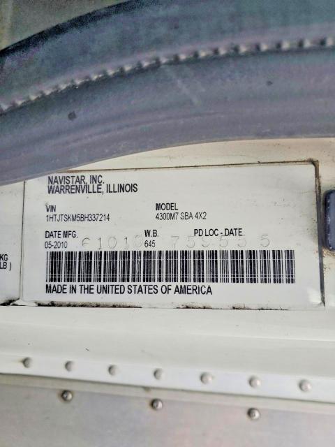 2011 International 4300 BOX Truck