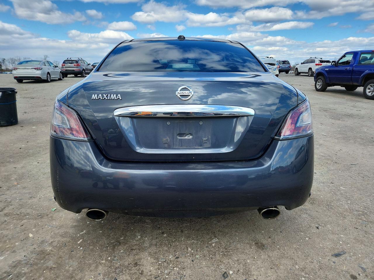 2013 Niss Maxima