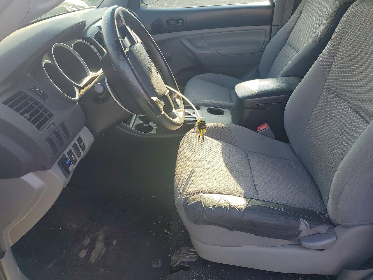 2013 Toyota Tacoma Base