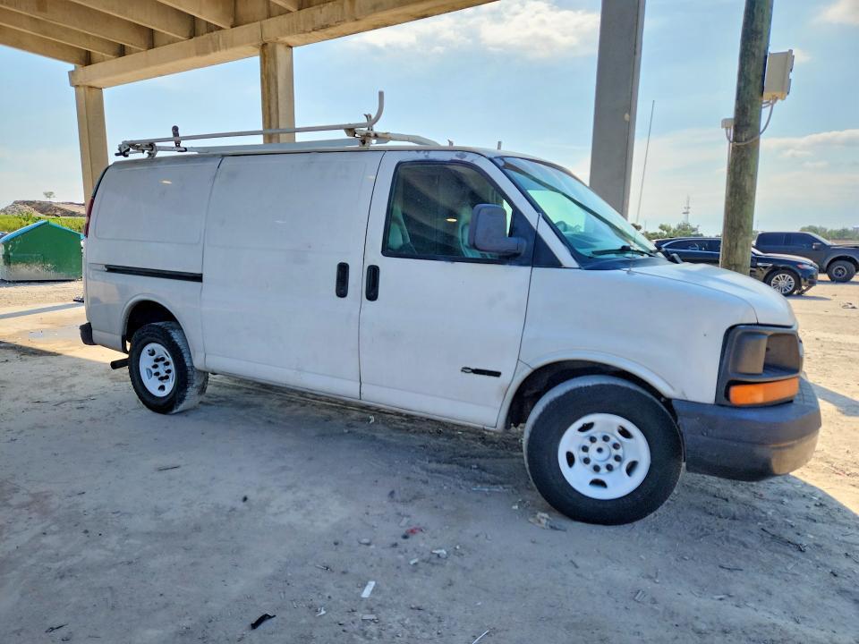 2004 Chev Express G2500