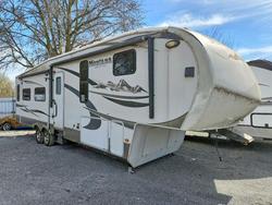 Vehiculos salvage en venta de Copart Cahokia Heights, IL: 2011 Montana 2011 Keystone Montana Camper