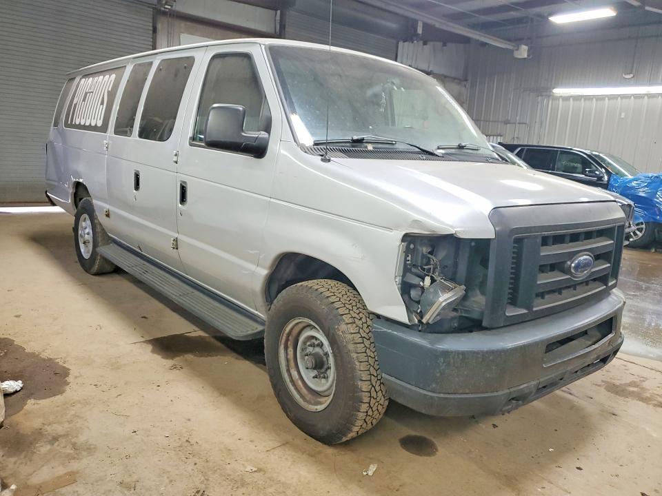 2009 Ford Econoline E350 Super Duty Wagon