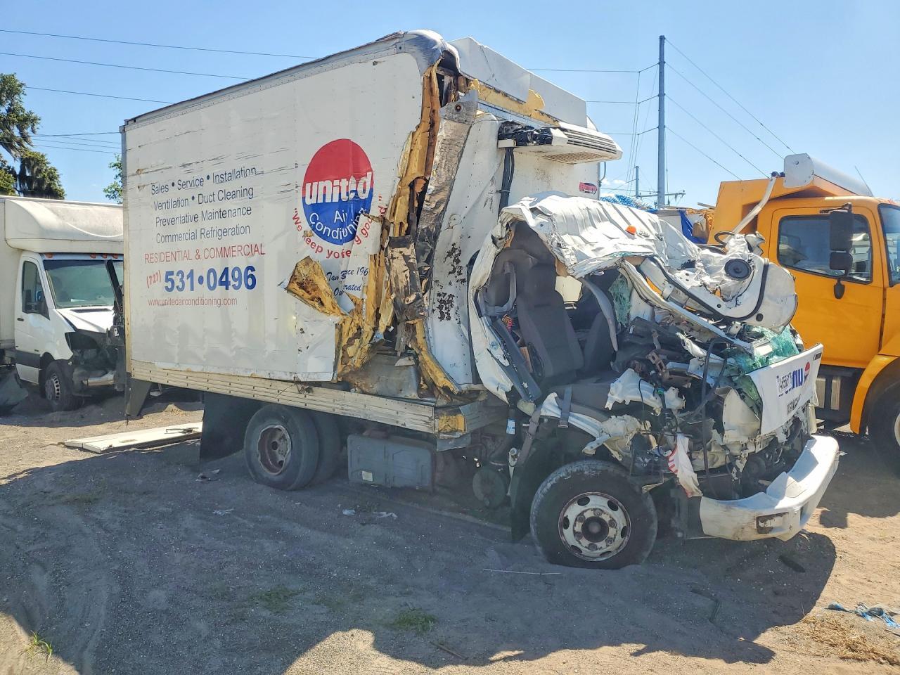 2015 Isuzu NPR HD