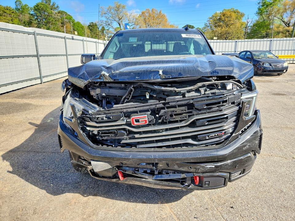 2024 GMC Sierra K1500 AT4