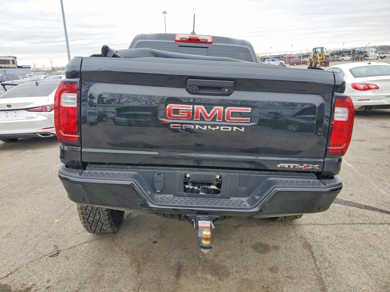 2025 GMC Canyon AT4