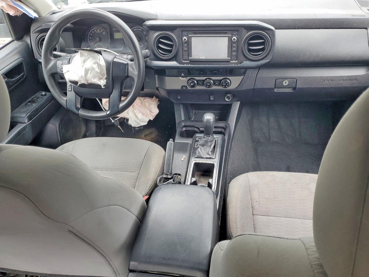 2016 Toyota Tacoma SR