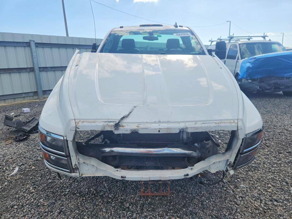 2019 GM GM515 Truck Cab AND Chassis