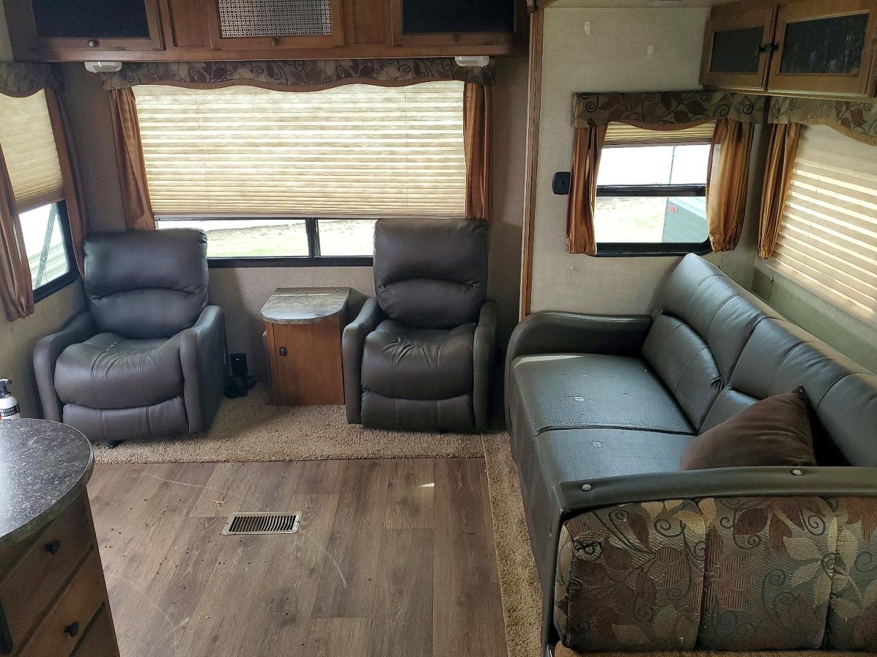 2015 Keystone Sprinter Camper