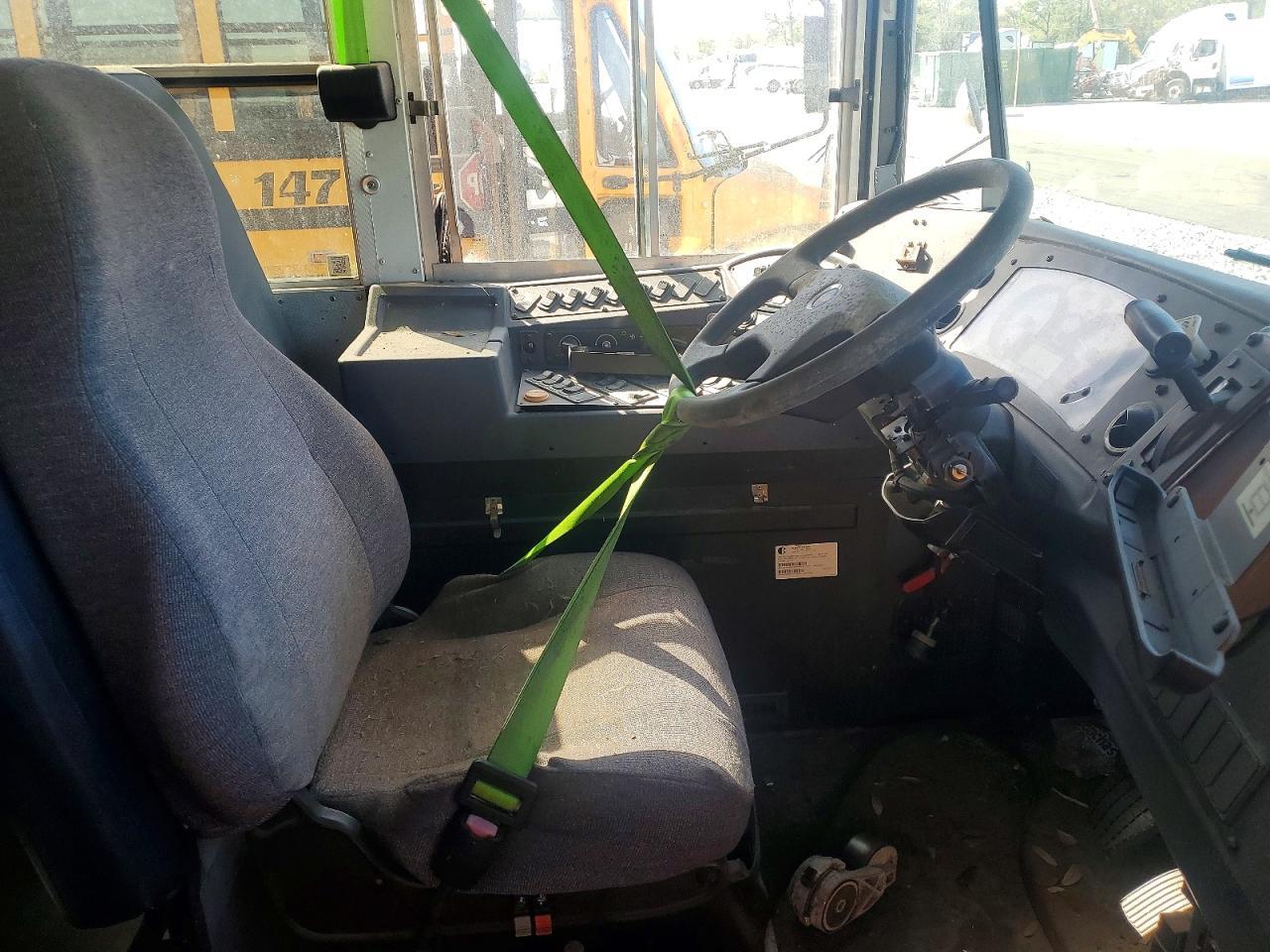 2014 Blubird 2014 Bluebird Vision-School Bus