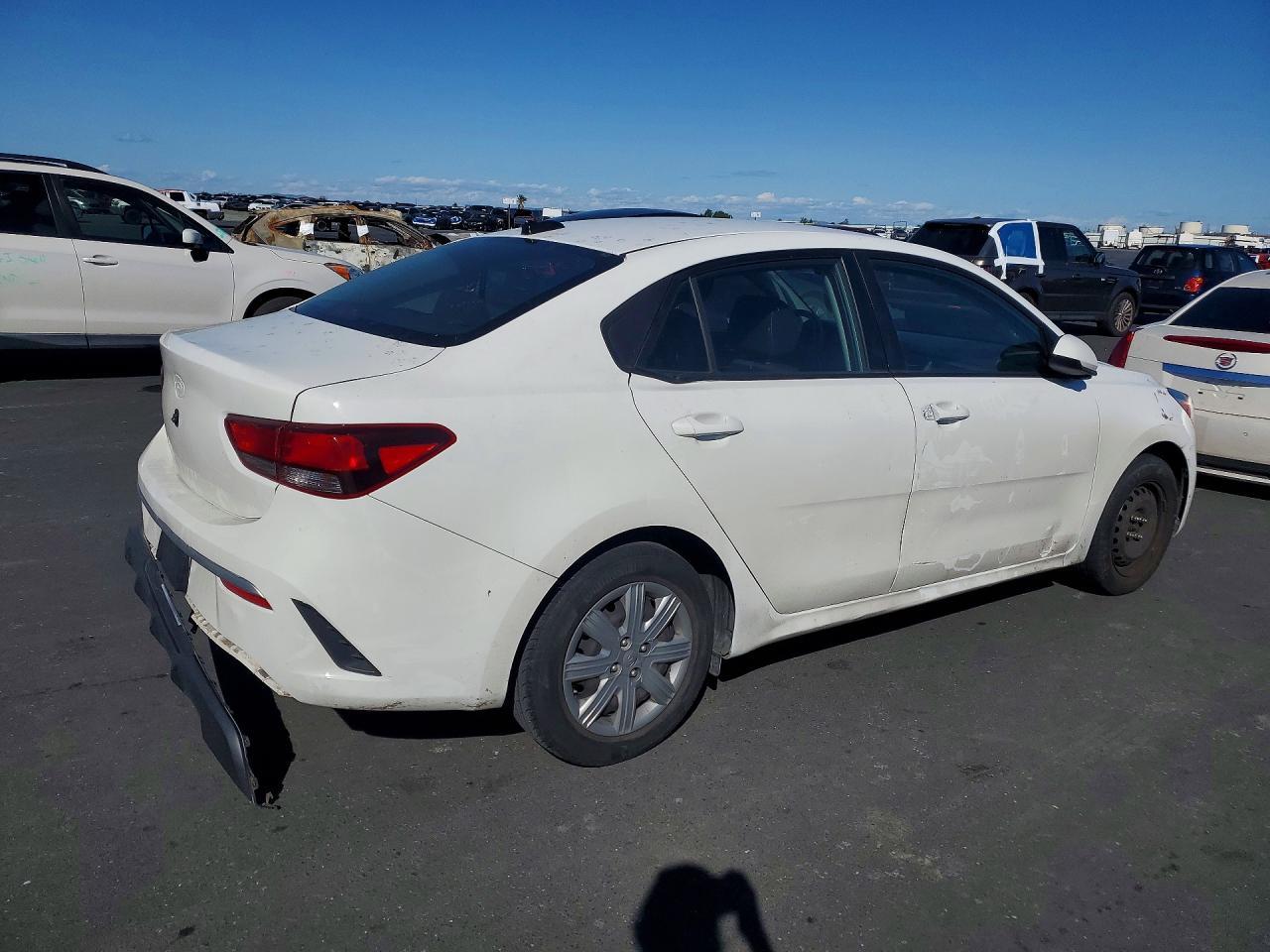 2021 KIA Rio lx