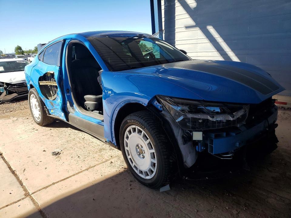 2024 Ford Mustang Mach-e gt