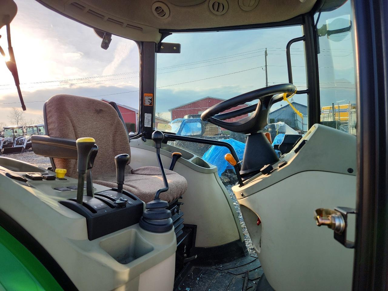 2010 John Deere 3520