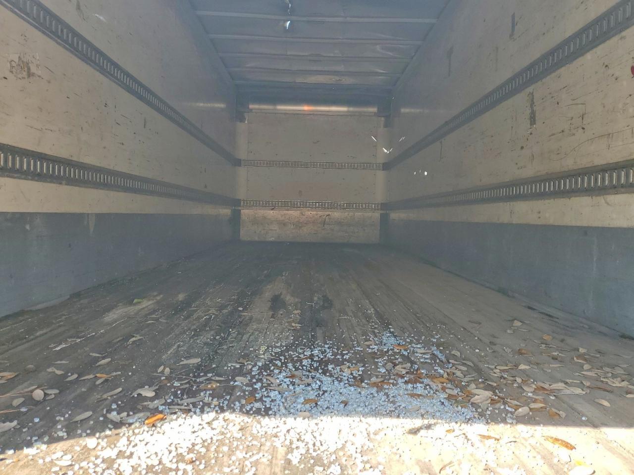 2017 Freightliner Business Class M2 BOX Truck