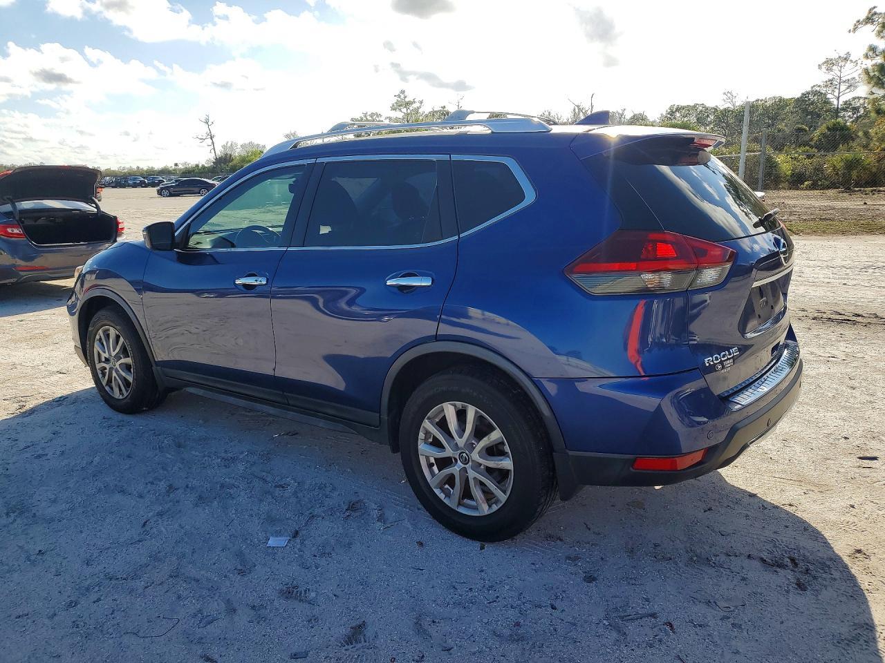 2019 Nissan Rogue sv