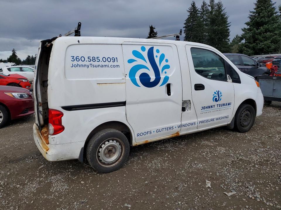 2015 Nissan NV200 SV