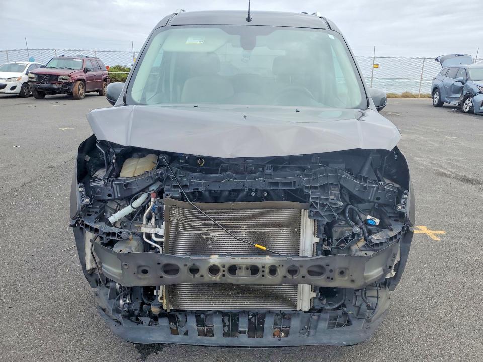 2018 Ford Transit Connect Titanium