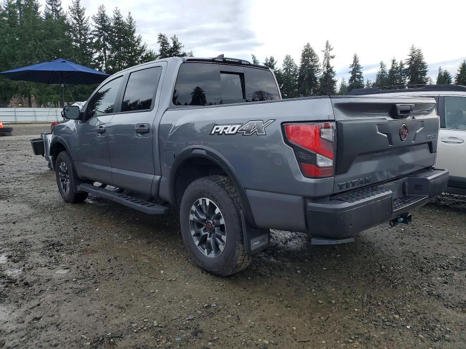 2024 Nissan Titan SV