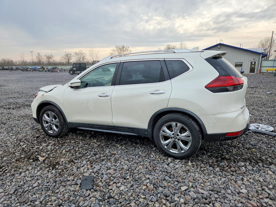2019 Nissan Rogue sv