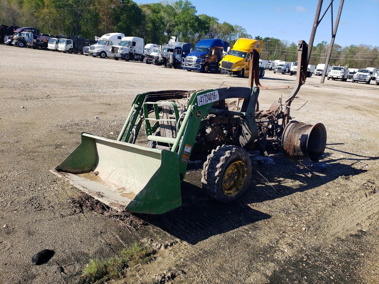 2021 John Deere 3032E
