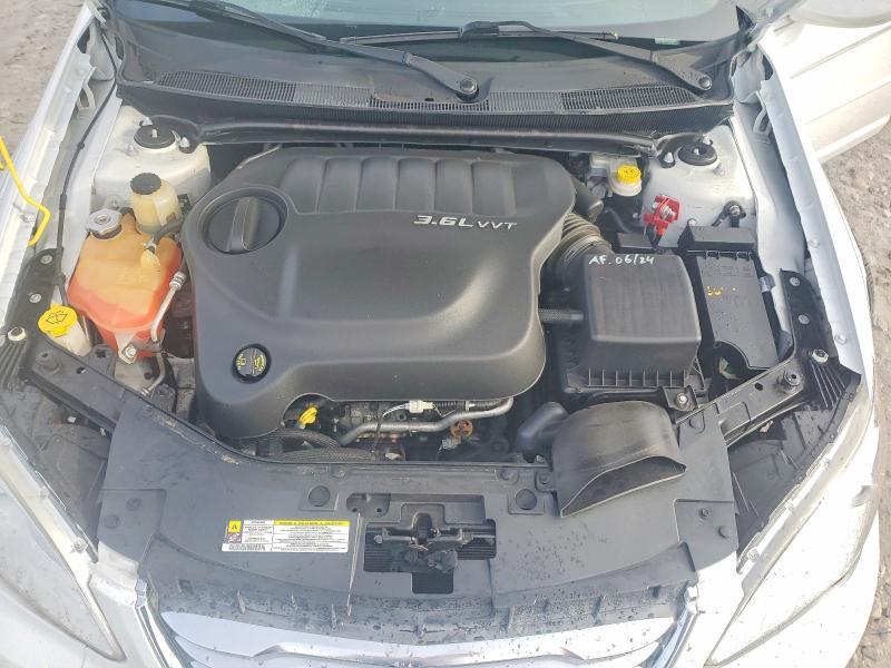 2013 Chrysler 200 Touring