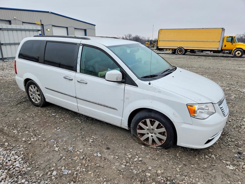 2016 Chrysler Town & Country Touring