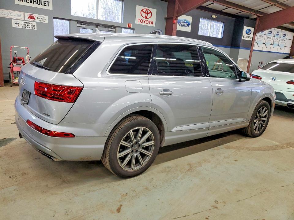 2018 Audi Q7 Premium Plus