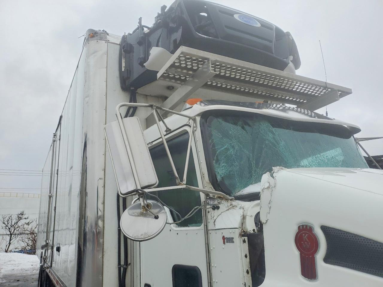 2015 Kenworth Construction T370
