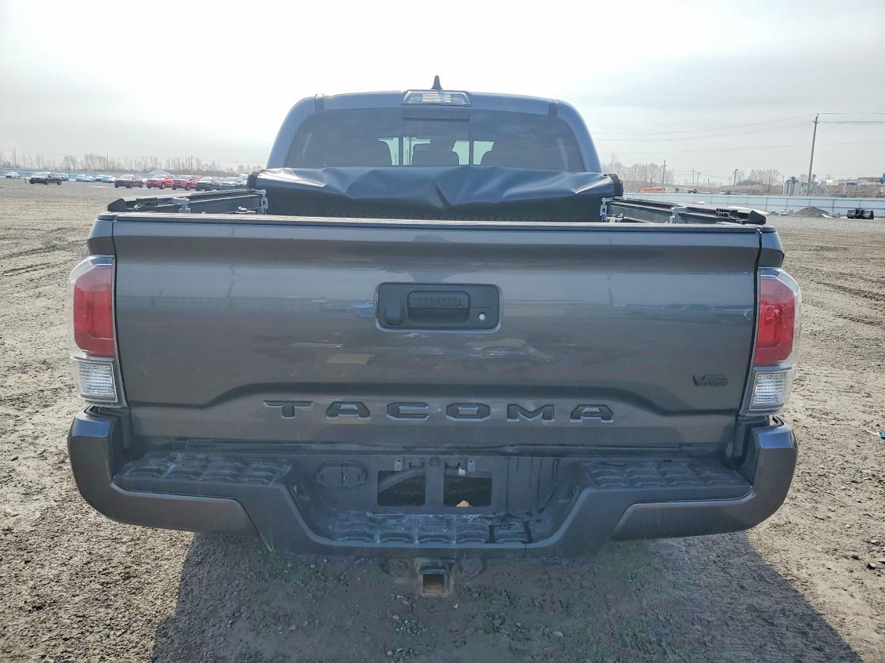 2022 Toyota Tacoma SR V6