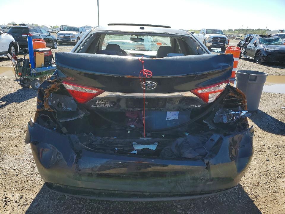 2015 Toyota Camry 4D 2WD