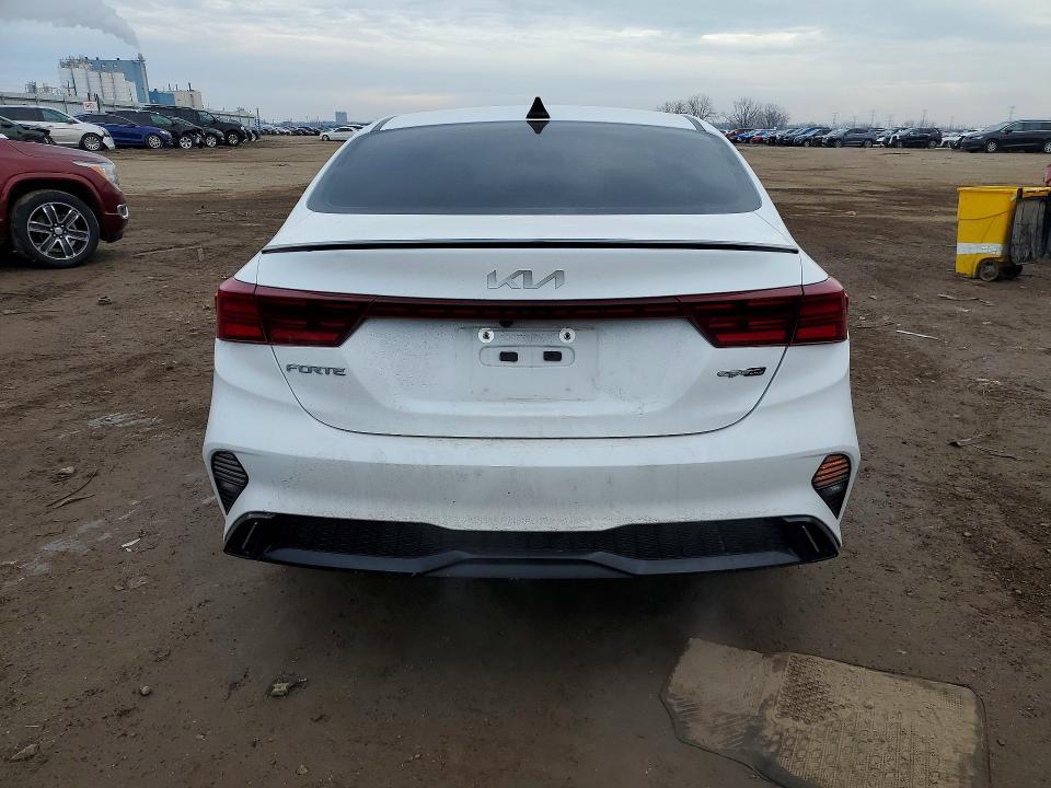 2023 KIA Forte Gt-line