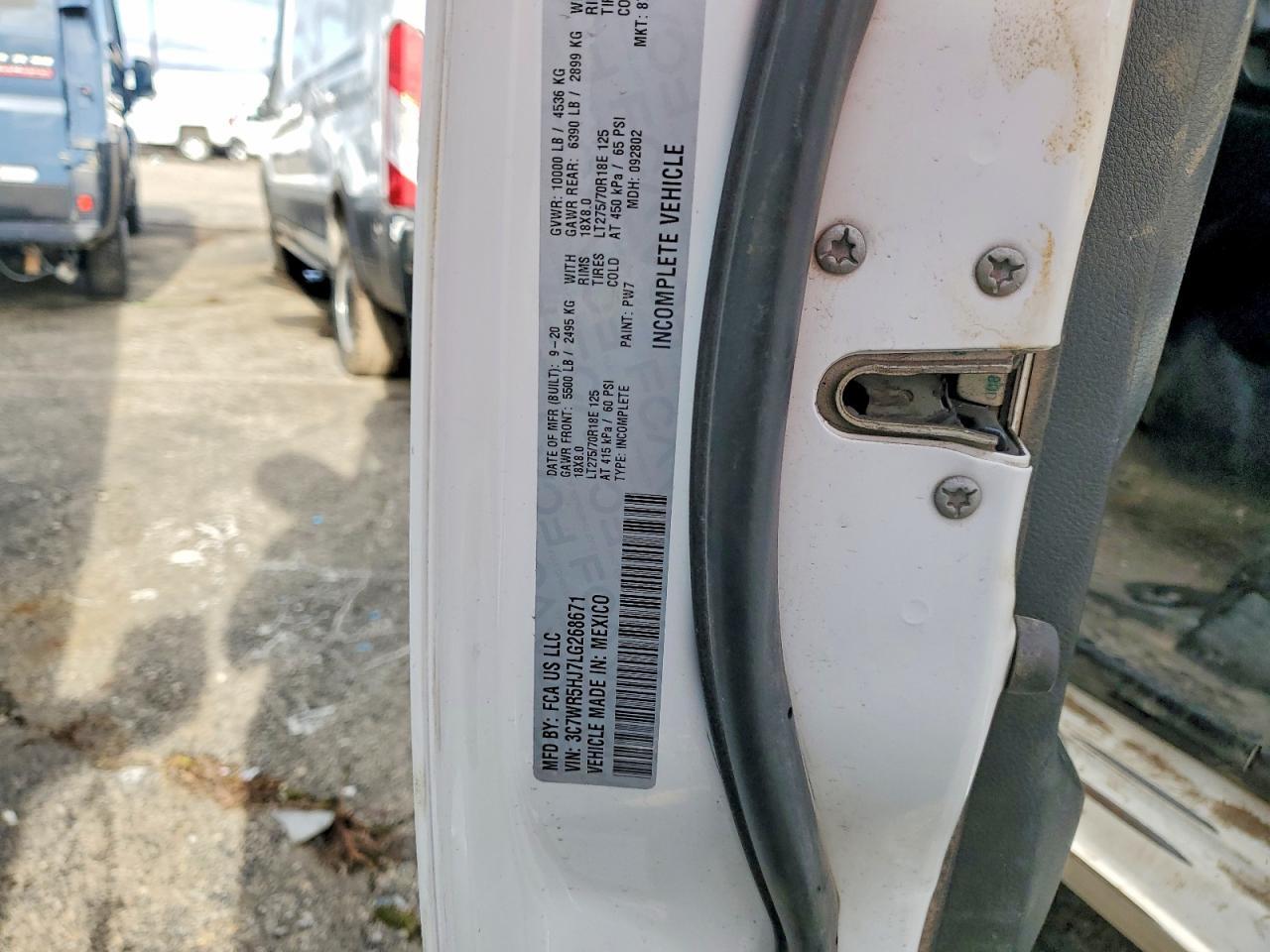 2020 Dodge RAM 2500 Tradesman 4WD Crew CAN 6.4L V8