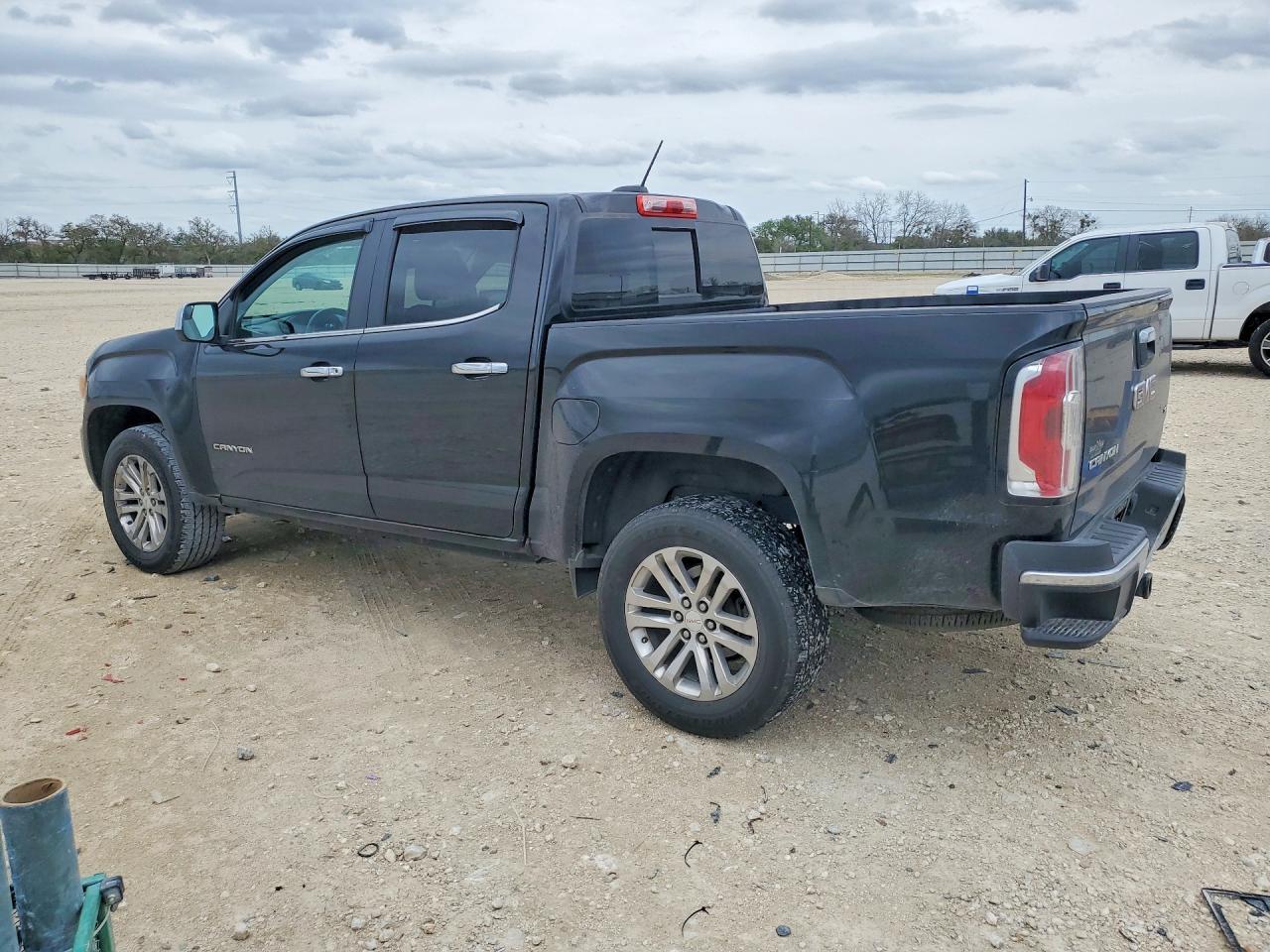 2016 GMC Canyon SLT