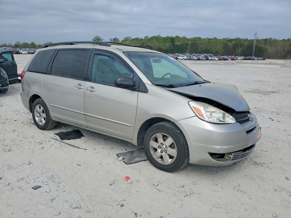 2004 Toyota Sienna le 7 Passenger