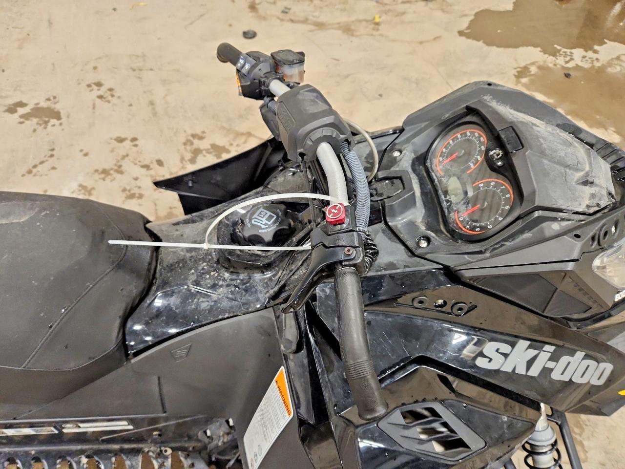 2017 Skidoo Renegade Sport 600 A