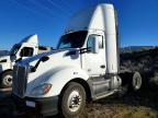 2017 Kenworth T680 Semi Truck