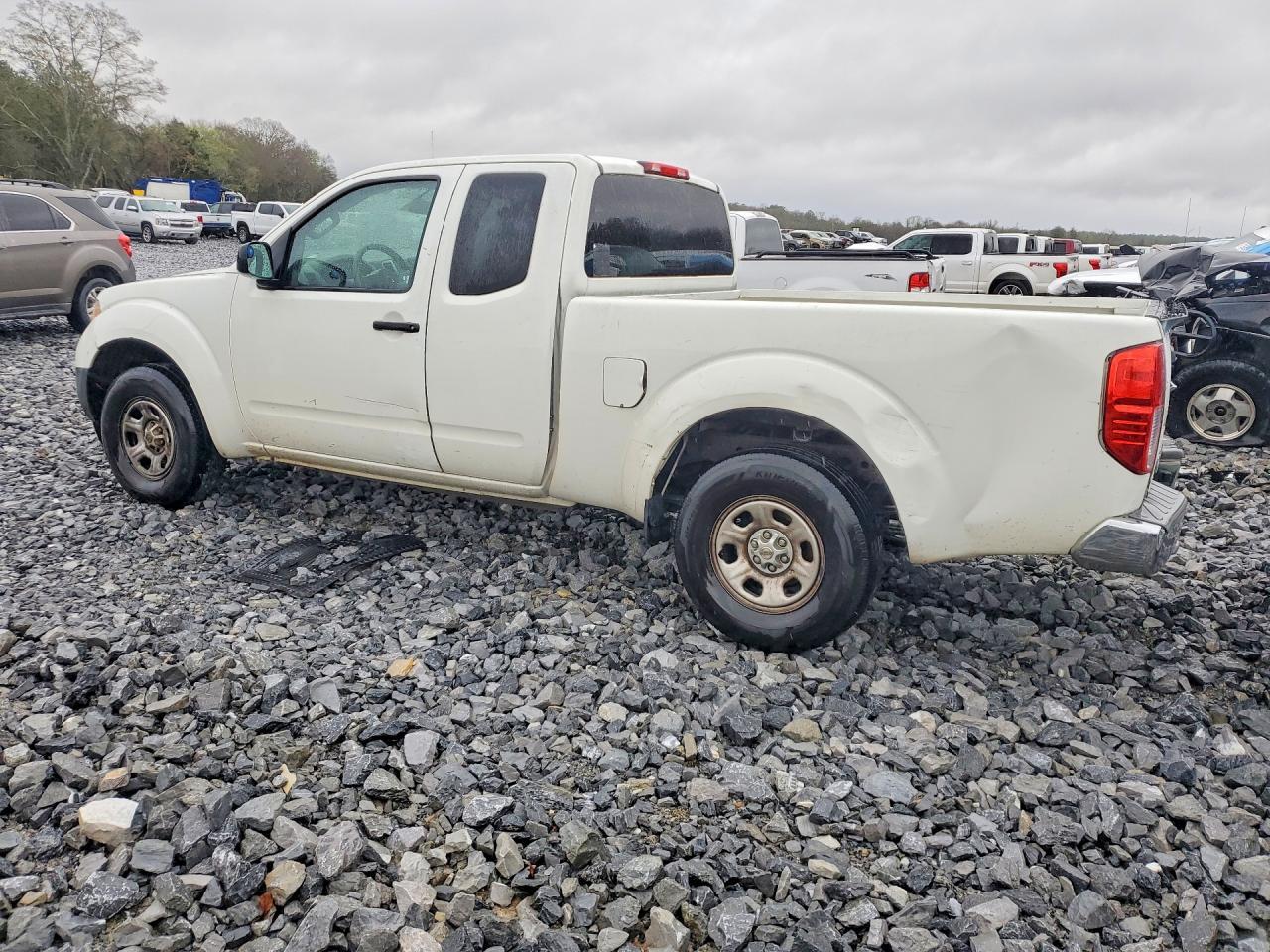 2015 Nissan Frontier S