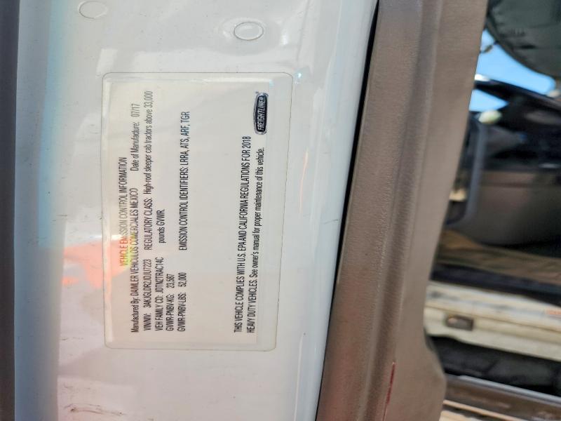 2018 Freightliner Cascadia 125 Semi Truck