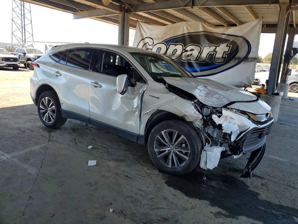 2021 Toyota Venza le