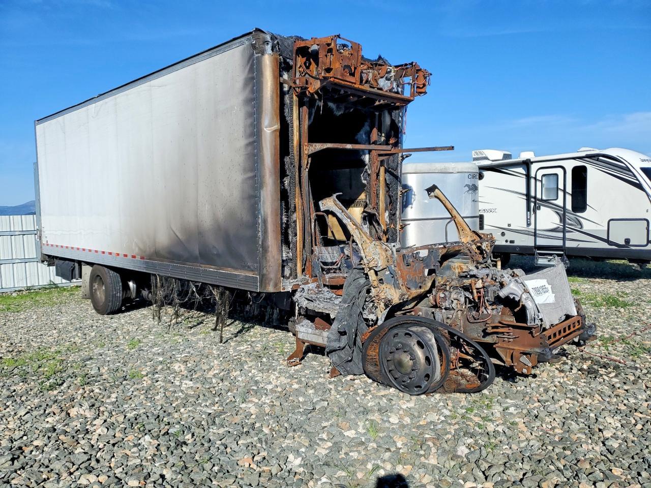 2024 Peterbilt 536 Refrigerated BOX Truck