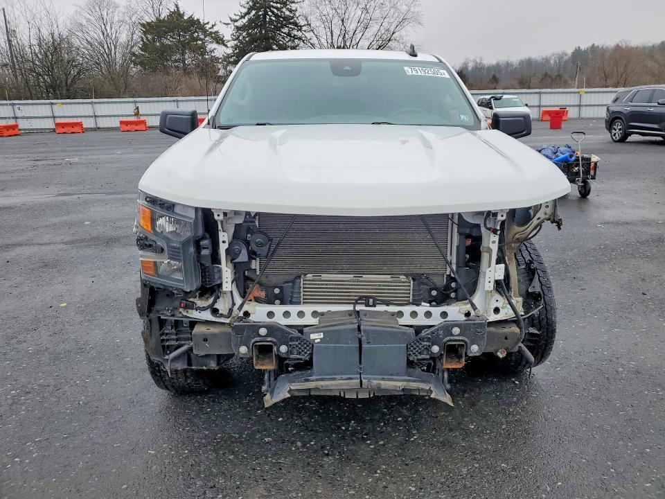 2022 Chevrolet Silverado K1500 Custom